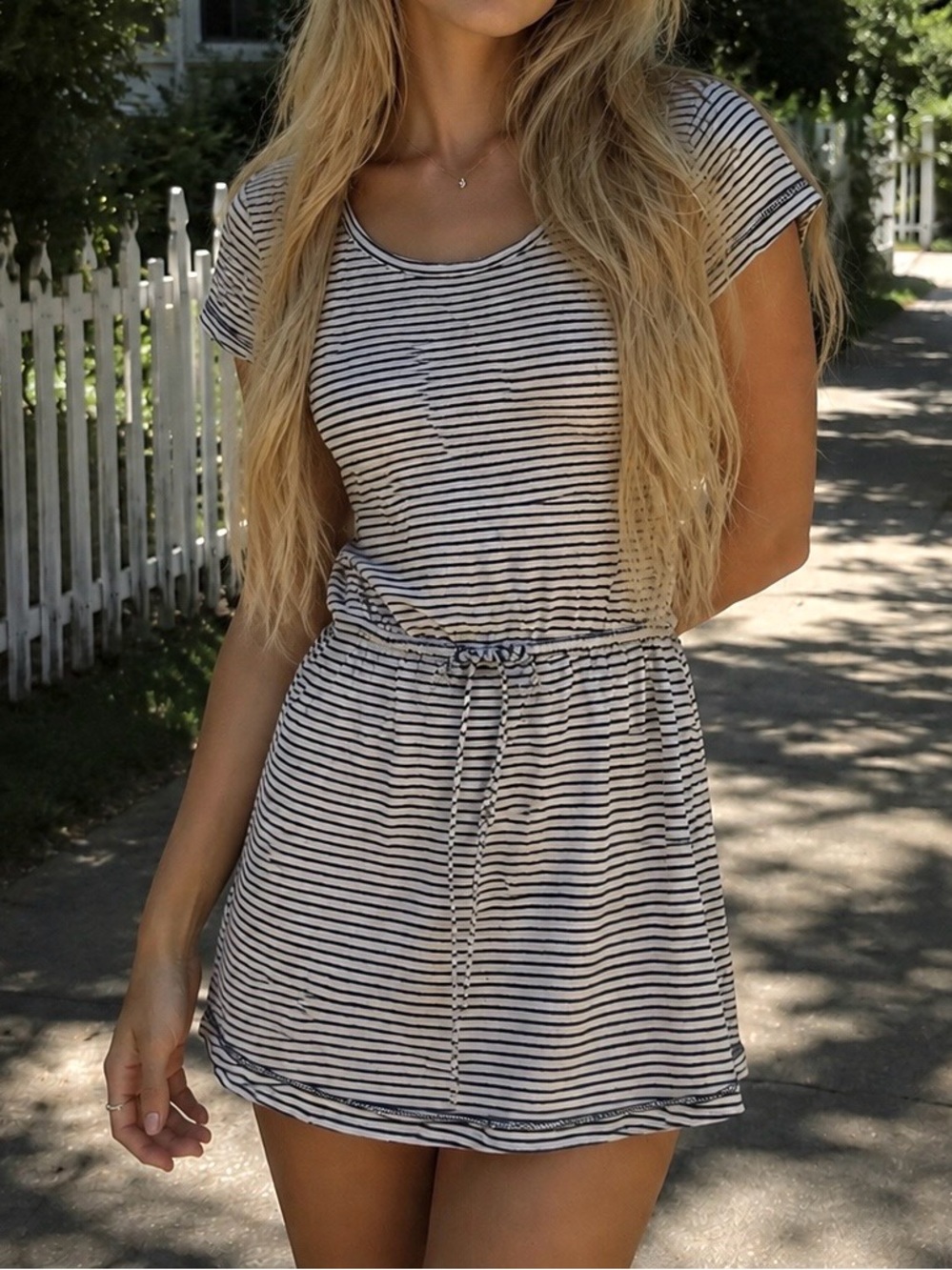 Women’s Essential Striped Short Sleeve Tie-Waist Dress in Black and White